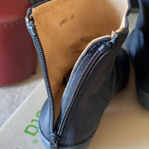 El Naturalista black leather ankle boots - Picture 10 of 11